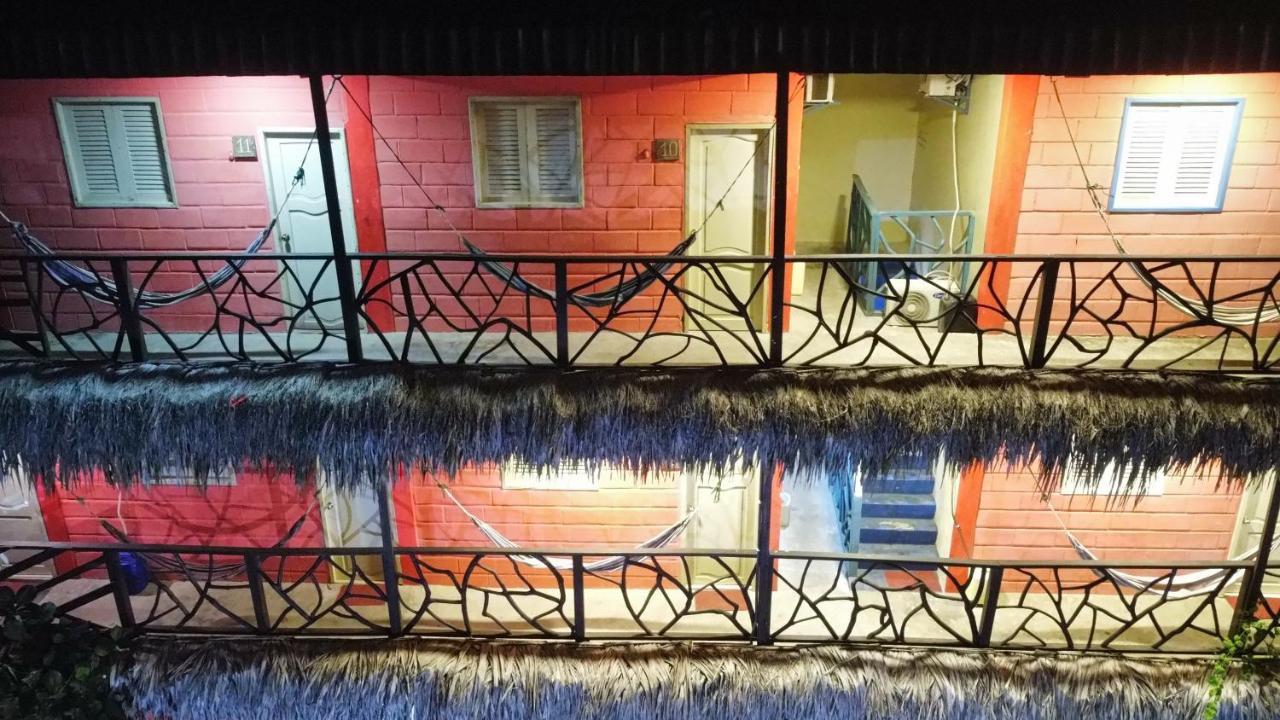 Arrecife Montanita Hostal Buitenkant foto